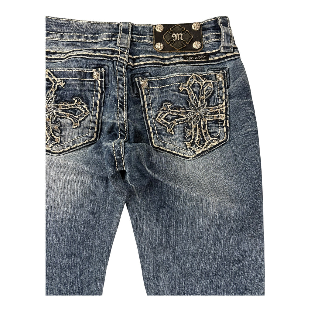 Beautiful Y2K 2000s Miss Me Jeans with Rhinestones Bootcut Super Lowrise (25/XXS)