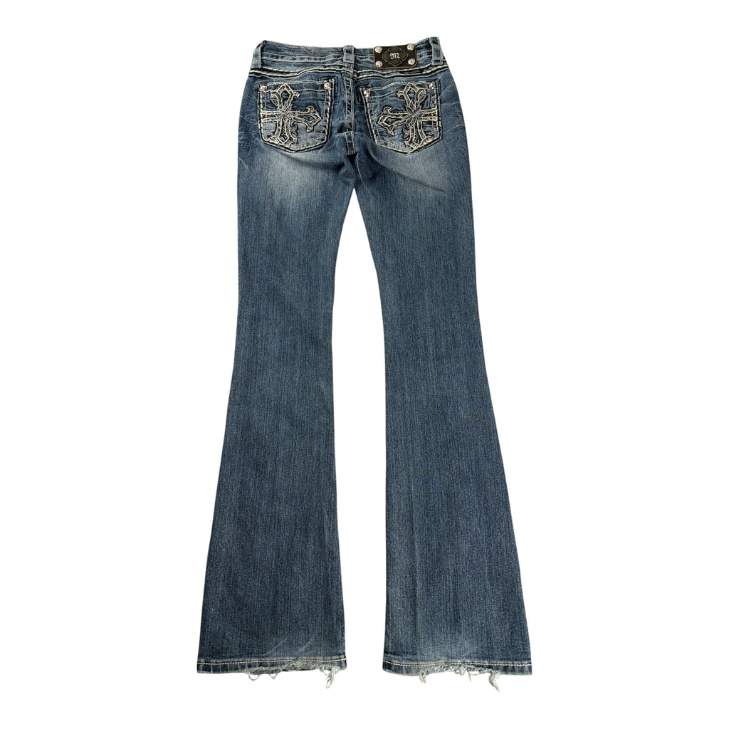 Beautiful Y2K 2000s Miss Me Jeans with Rhinestones Bootcut Super Lowrise (25/XXS)