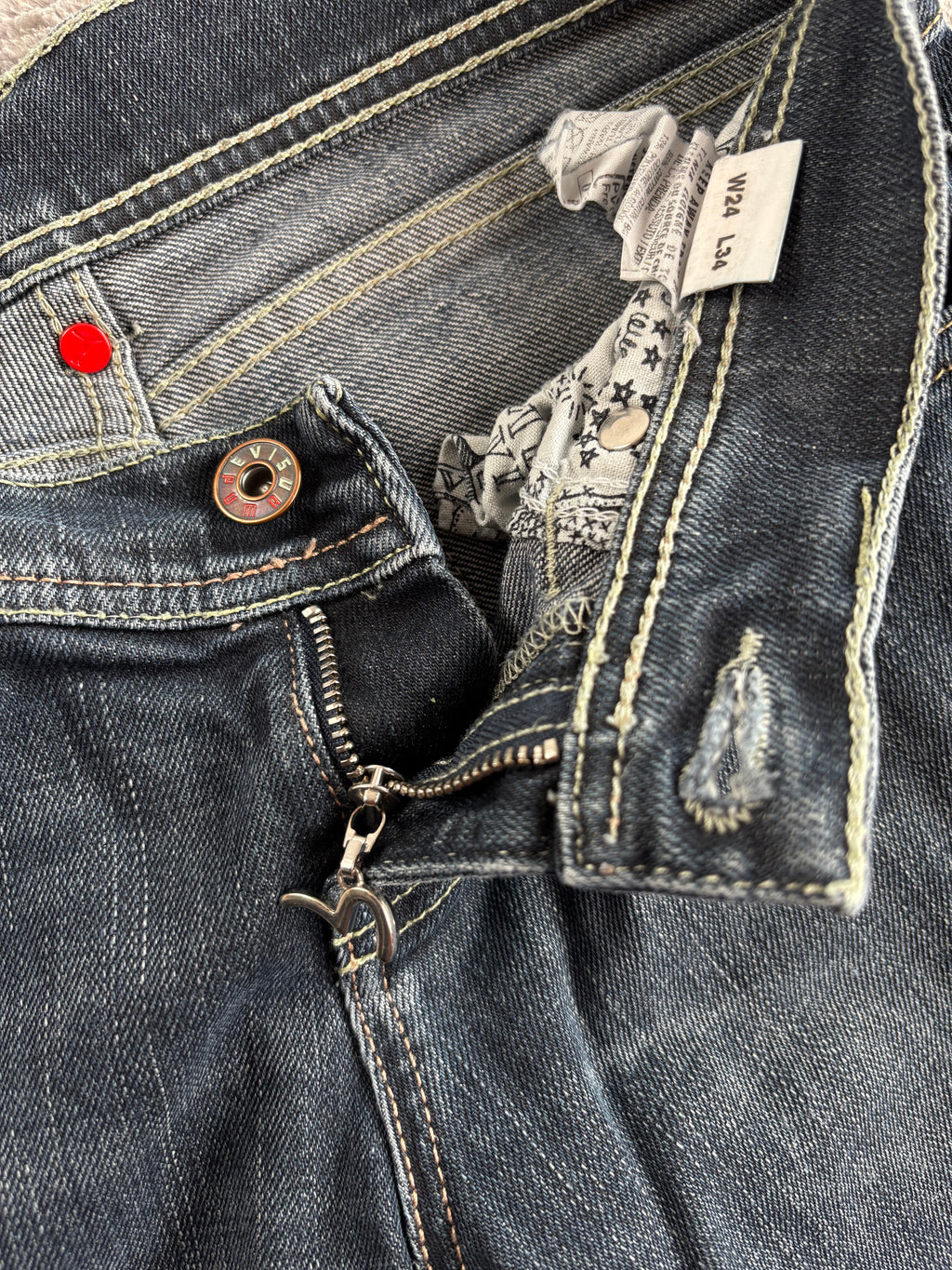 *RARE* Vintage Evisu Bootcut Super Lowrise (24/XXS)