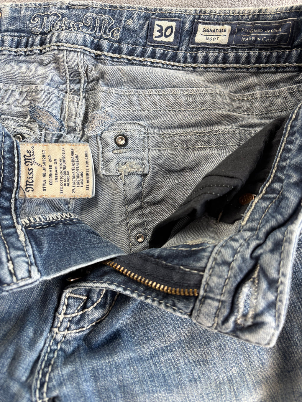 Vintage Miss Me Jeans Bootcut Lowrise (30)
