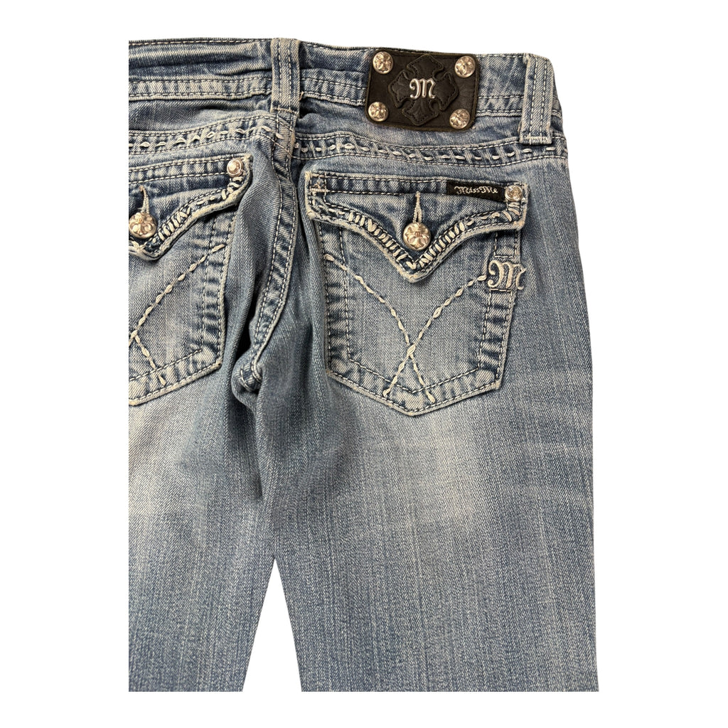 Vintage Miss Me Jeans Bootcut Super Lowrise (26)
